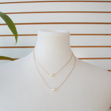 Load image into Gallery viewer, Double Layered Necklace with Pearl Bead
