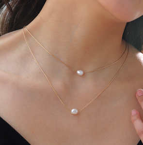 Double Layered Necklace with Pearl Bead